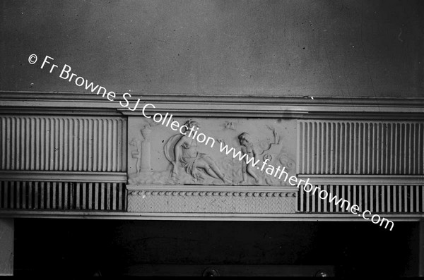 CASTLETOWN HOUSE  ENTRANCE CORNICE OVER PILLARS